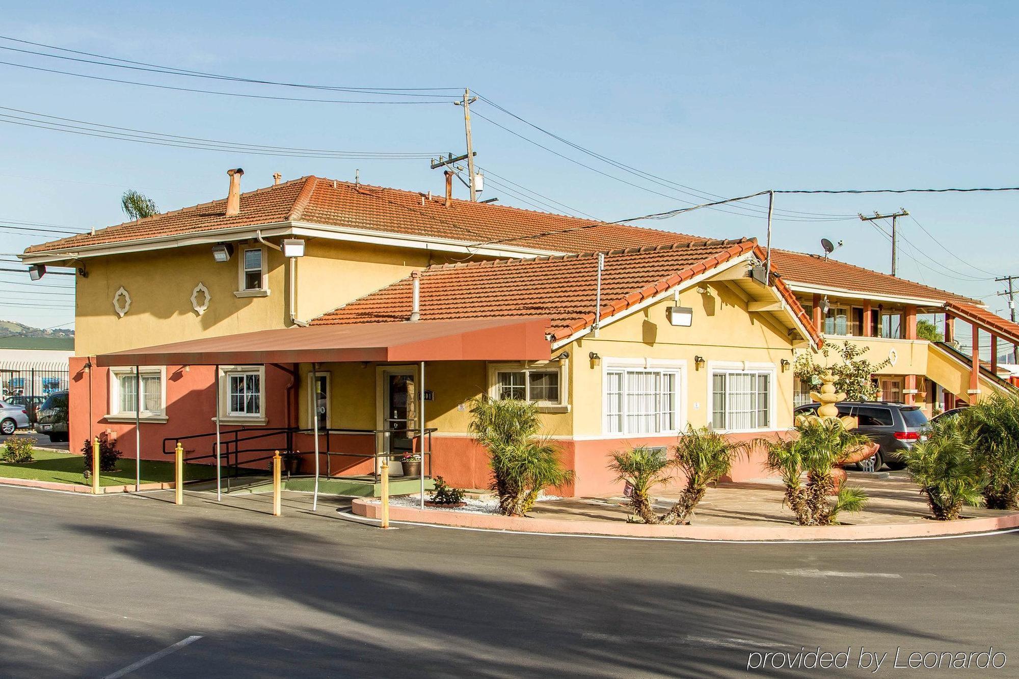Rodeway Inn & Suites Near The Coliseum & Arena Oakland Exterior foto