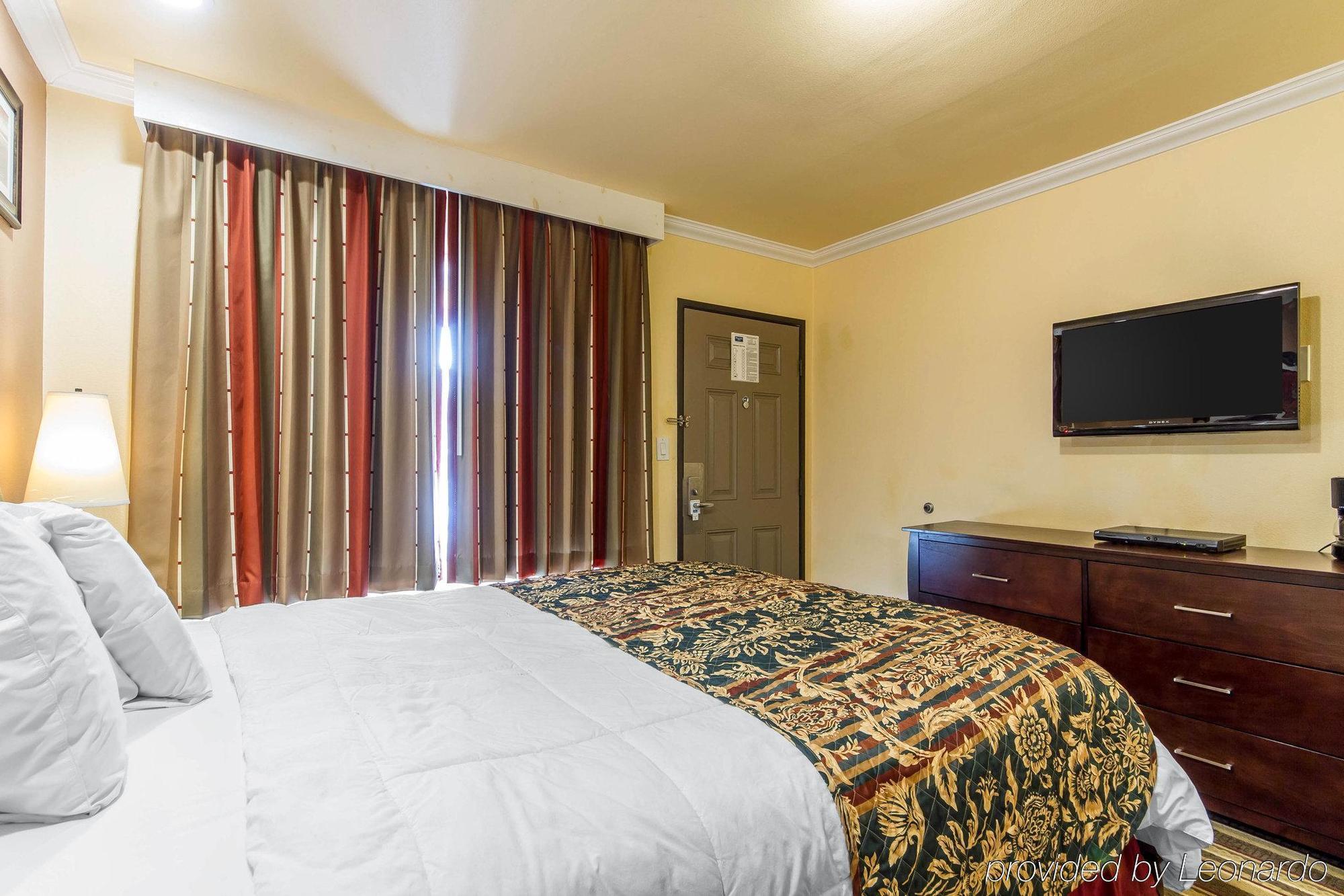 Rodeway Inn & Suites Near The Coliseum & Arena Oakland Exterior foto